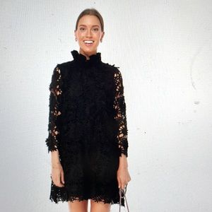 LBD!  So elegant!  I love the Giupure lace